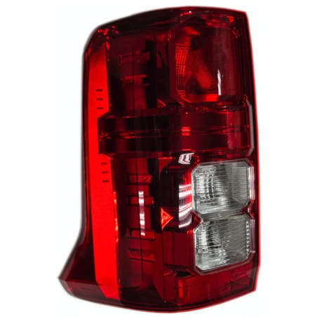 FAROL TRASERO IZQUIERDO MITSUBISHI L200 2024 ON