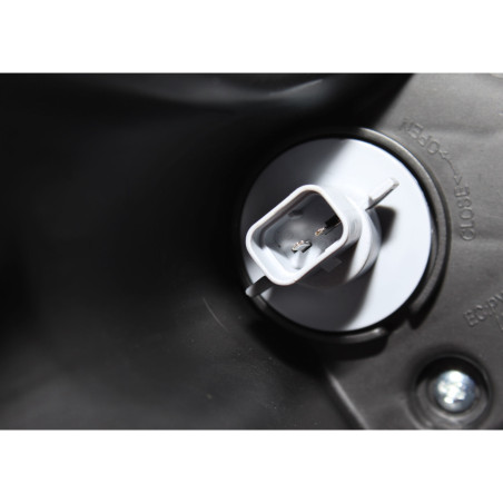 OPTICO IZQUIERDO CHEVROLET SPARK GT 2010 2016