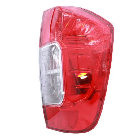 FAROL TRASERO DERECHO NISSAN NP300 2015/2023 OEM 26550-4JA0A