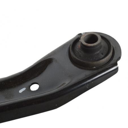 BANDEJA SUSPENSION INFERIOR DERECHA SUZUKI S-PRESSO 2021/2023 OEM 45201M62S00