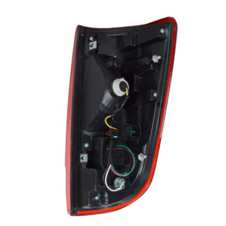 FAROL TRASERO IZQUIERDO WINGLE 6 LED 2016 2020