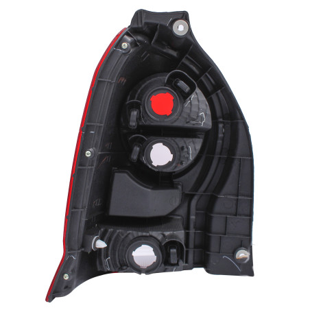 FAROL TRASERO DERECHO SUZUKI ALTO 2010 2015